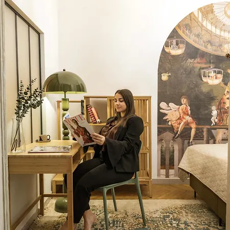 Old Town Mezzanine By Fragola Collection * Krakkó